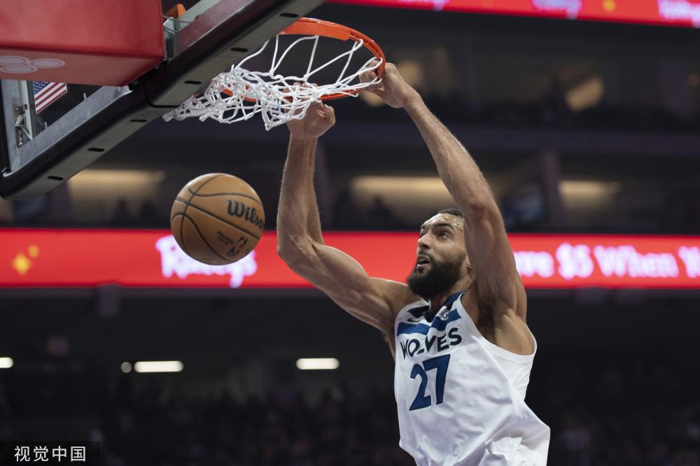 贯赛场的成 贯赛场的成